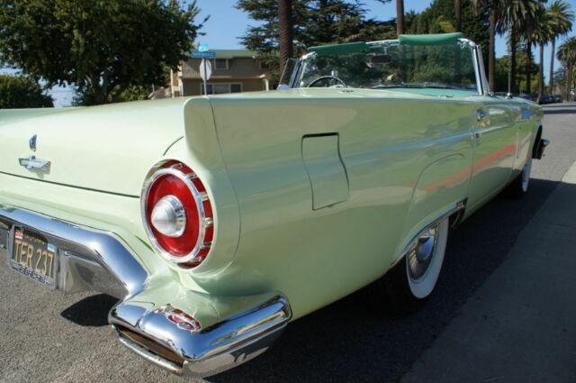 1957 Ford Thunderbird - photo 7