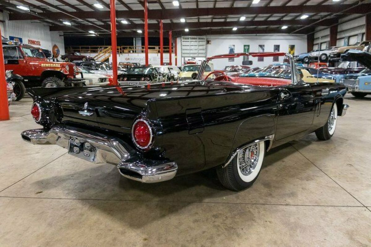 1957 Ford Thunderbird - photo 7