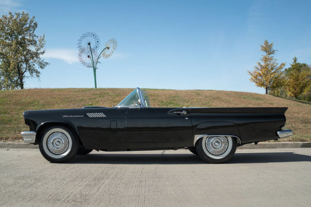 1957 Ford Thunderbird - photo 5