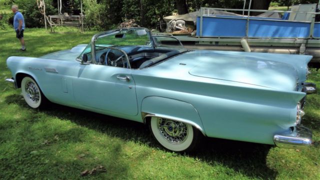 1957 Ford Thunderbird - photo 2