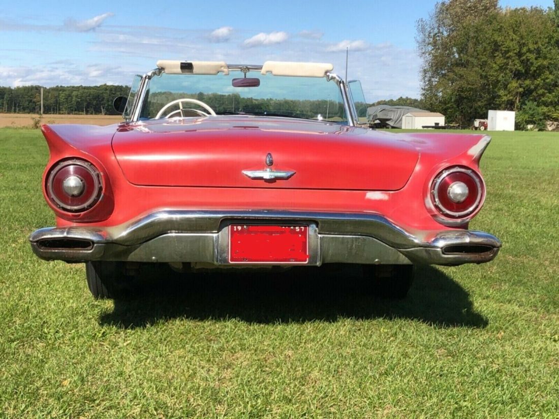 1957 Ford Thunderbird Convertible - photo 3