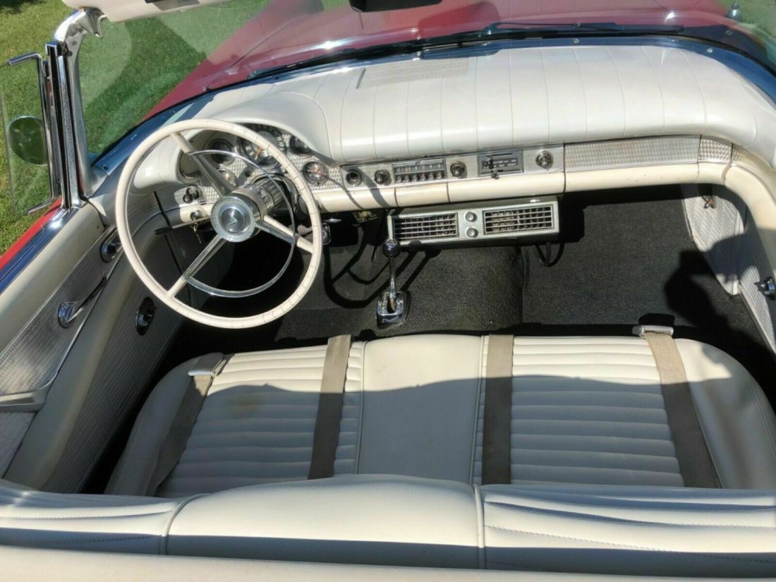 1957 Ford Thunderbird Convertible - photo 9