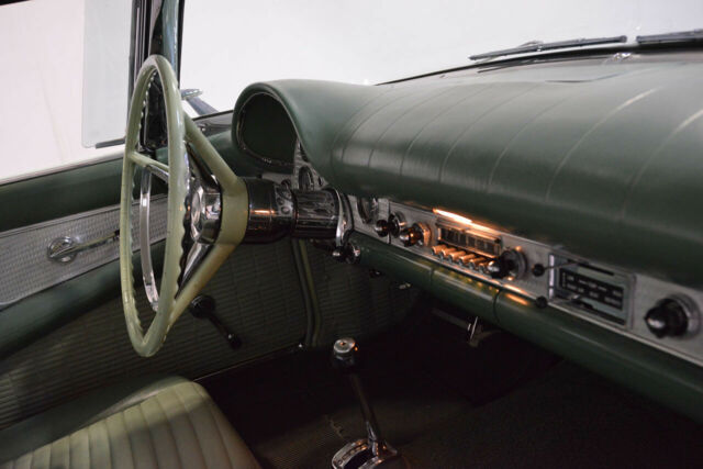 1957 Ford Thunderbird Coupe - photo 9