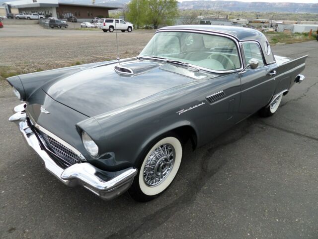 1957 FORD THUNDERBIRD 312 CONVERTIBLE 2TOPS ORIGINAL MATCHING NUMBER FORDOMATIC 1957 Ford Thunderbird D CODE 2 TOPS