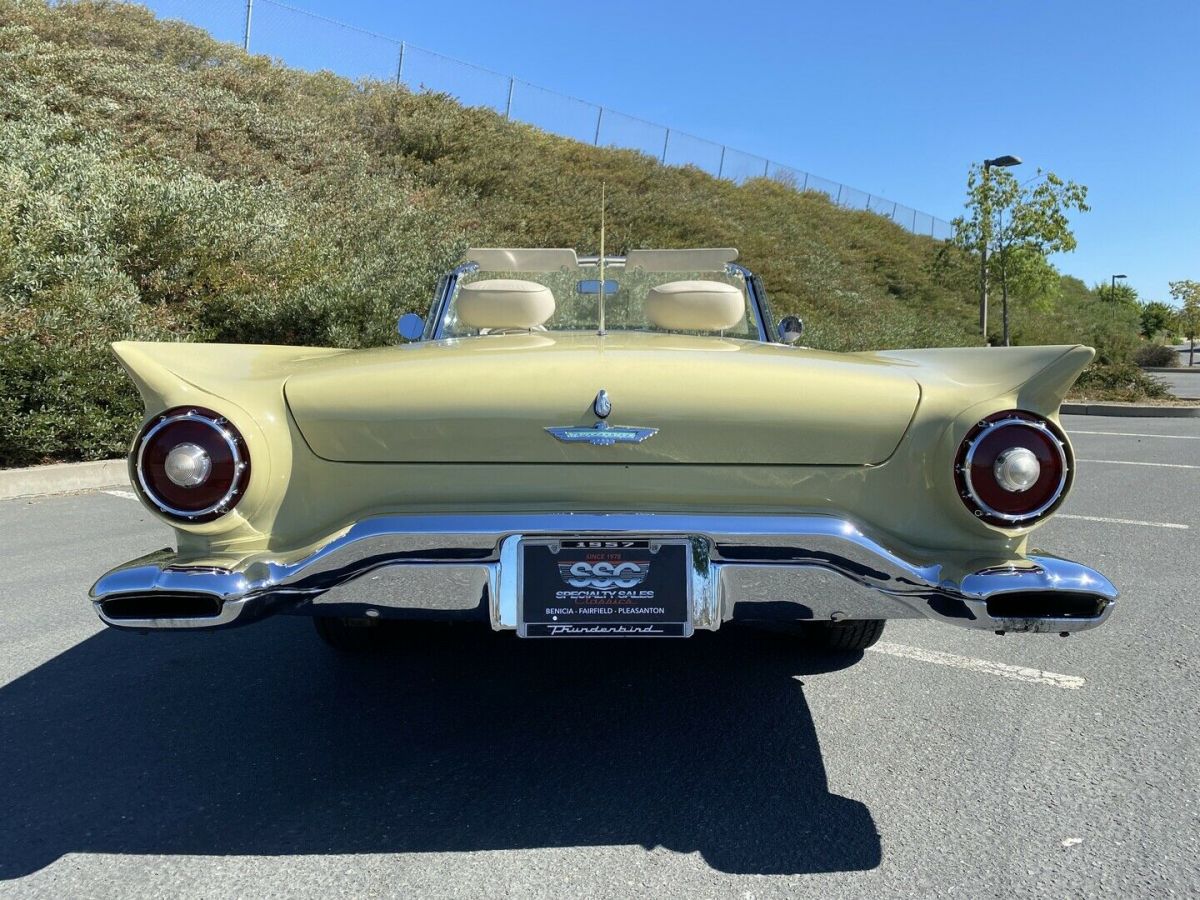1957 Ford Thunderbird - photo 8