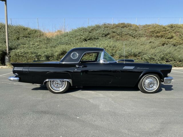 1957 Ford Thunderbird -- - photo 11