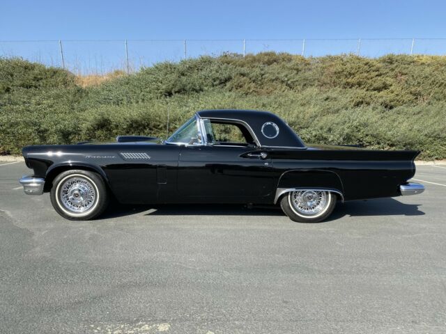 1957 Ford Thunderbird -- - photo 2
