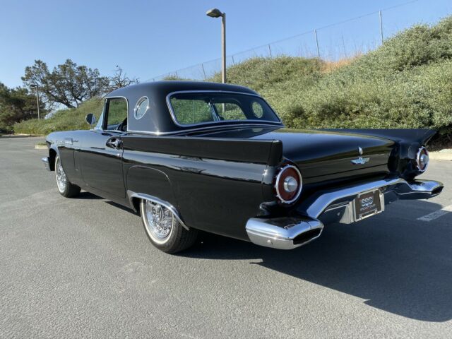 1957 Ford Thunderbird -- - photo 4