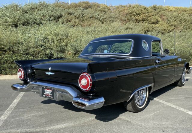 1957 Ford Thunderbird -- - photo 9