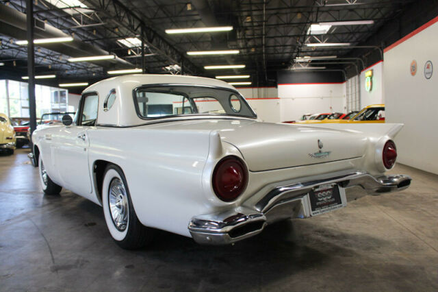 1957 Ford Thunderbird No trim field - photo 11