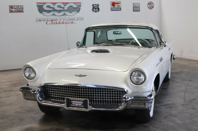 1957 Ford Thunderbird No trim field - photo 3