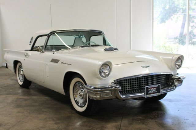 1957 Ford Thunderbird No trim field - photo 5