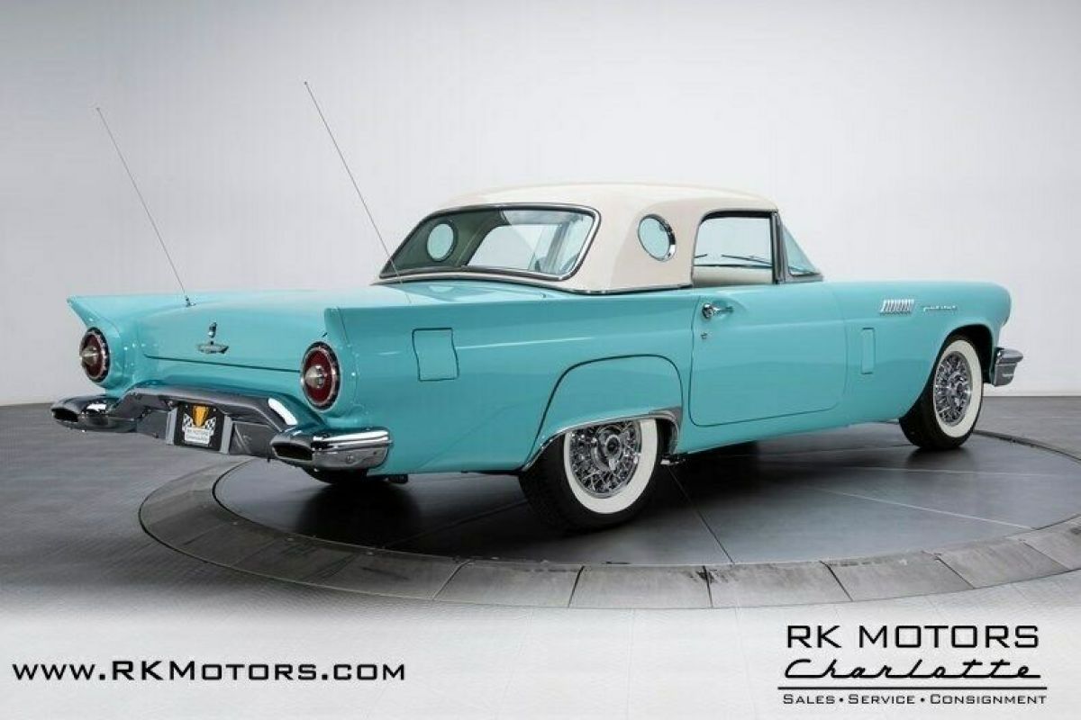 1957 Ford Thunderbird - photo 10