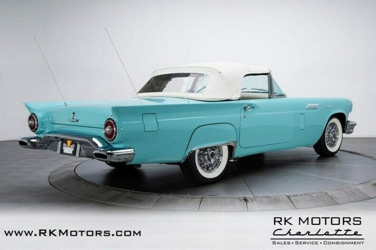 1957 Ford Thunderbird - photo 9