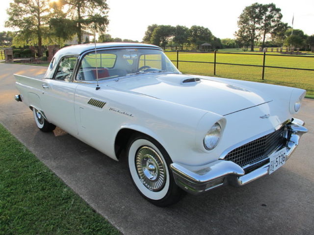 1957 Ford Thunderbird T-Bird