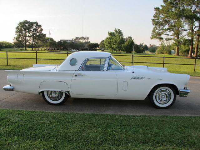 1957 Ford Thunderbird T-Bird - photo 3