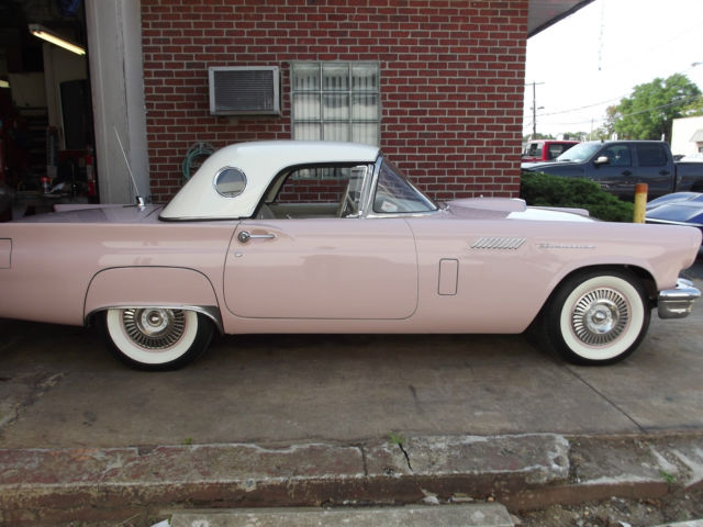 1957 Ford Thunderbird (Celebrity Owned) 1957 Ford Thunderbird