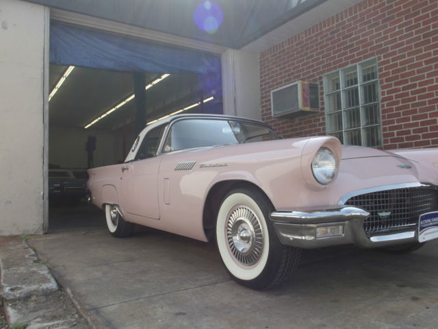 1957 Ford Thunderbird - photo 3