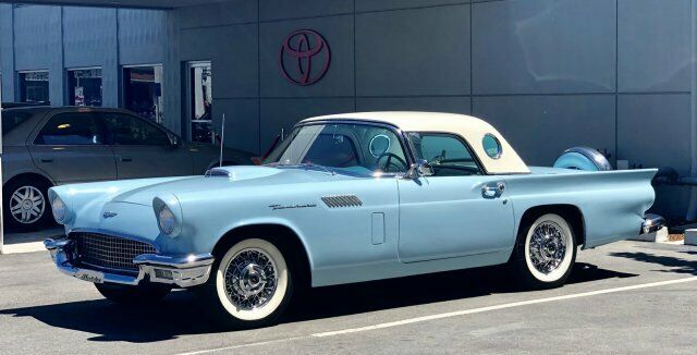 1957 Ford Thunderbird Conv. Beautiful D Code Both Tops Gorgeous California Car - photo 2