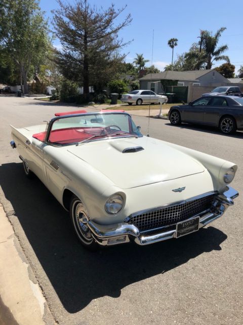 1957 Ford Thunderbird - photo 4