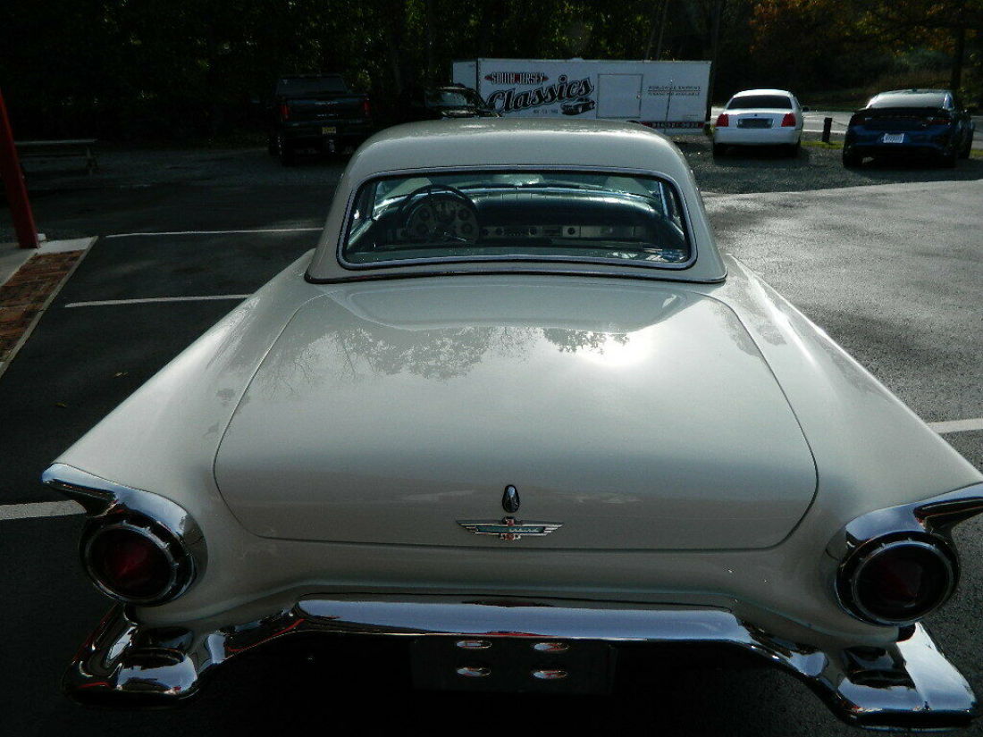 1957 Ford Thunderbird - photo 8