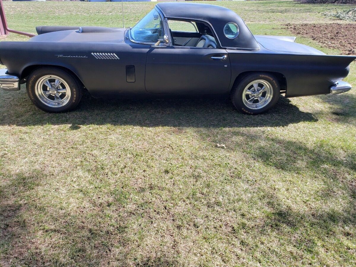 1957 Ford Thunderbird - photo 3