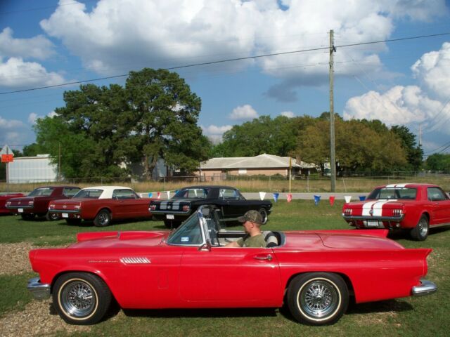 1957 Ford Thunderbird CONVERTIBLE - photo 7