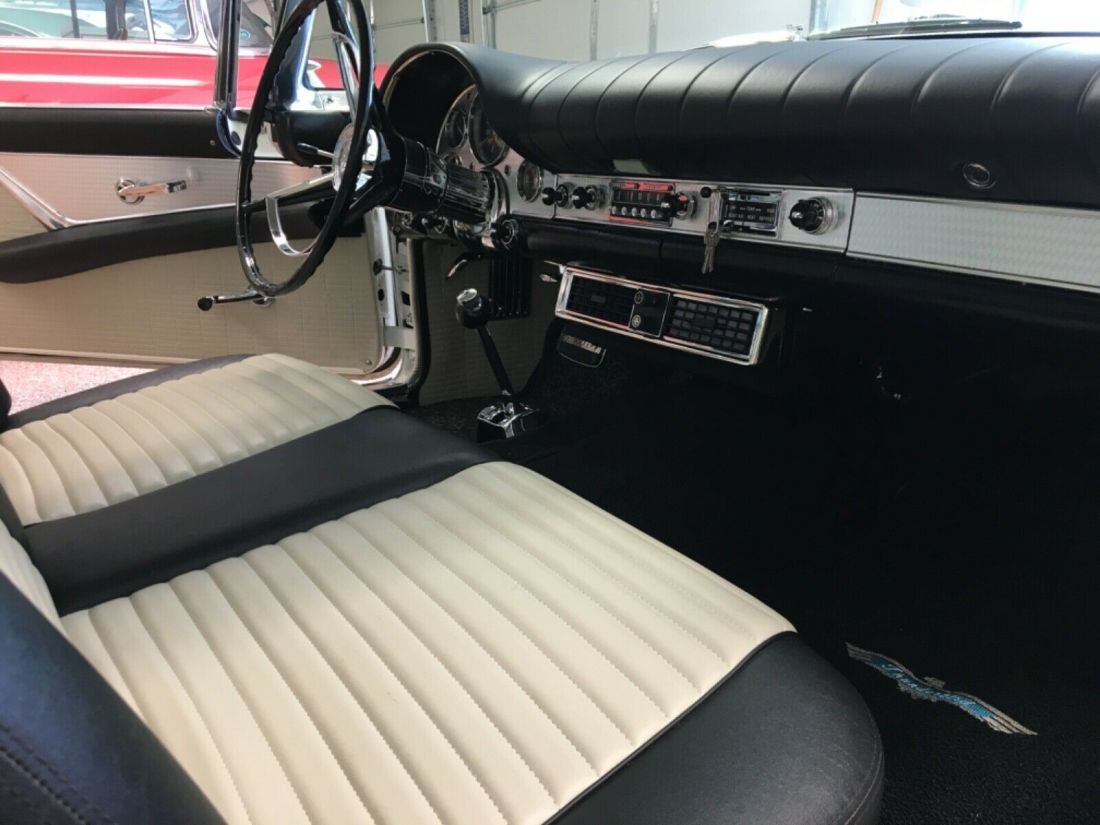 1957 Ford Thunderbird - photo 5