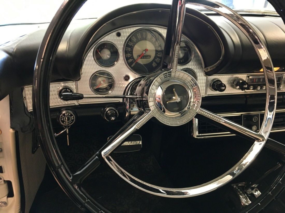 1957 Ford Thunderbird - photo 6