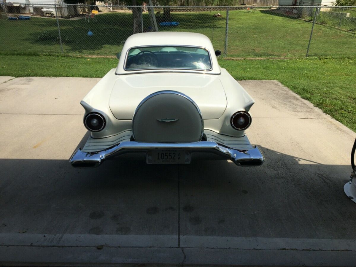 1957 Ford Thunderbird - photo 8