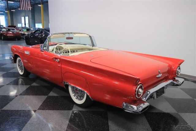 1957 Ford Thunderbird Convertible - photo 9