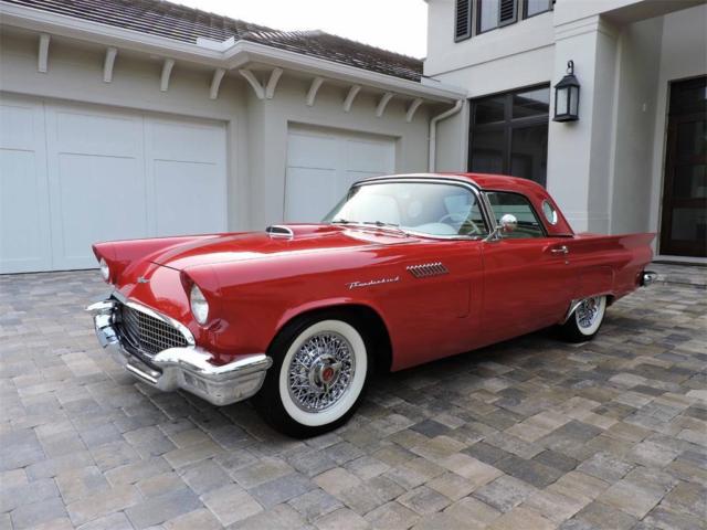 1957 Ford Thunderbird - photo 2
