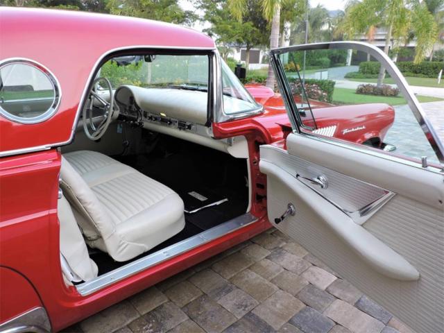 1957 Ford Thunderbird - photo 4