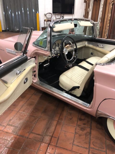 1957 Ford Thunderbird - photo 11
