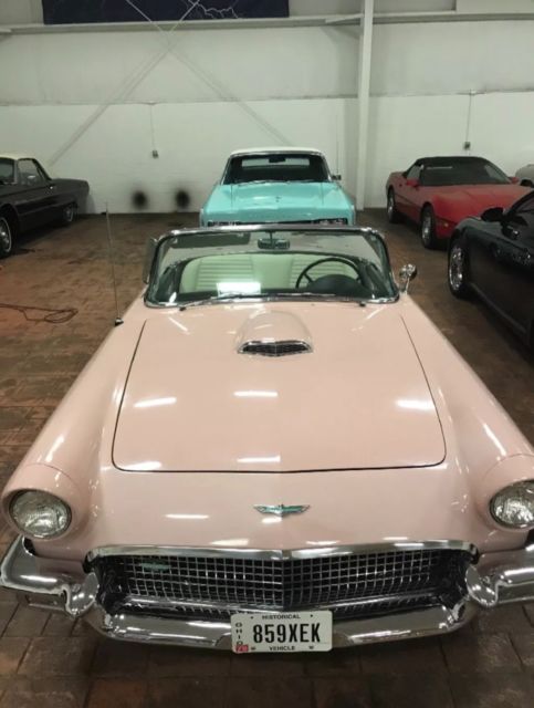 1957 Ford Thunderbird - photo 3