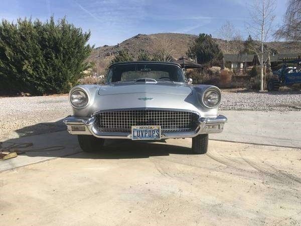 1957 Ford Thunderbird Convertible - photo 11