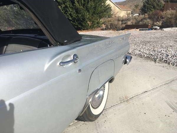 1957 Ford Thunderbird Convertible - photo 5