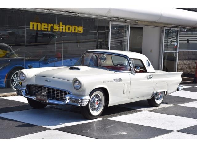 1957 Ford Thunderbird