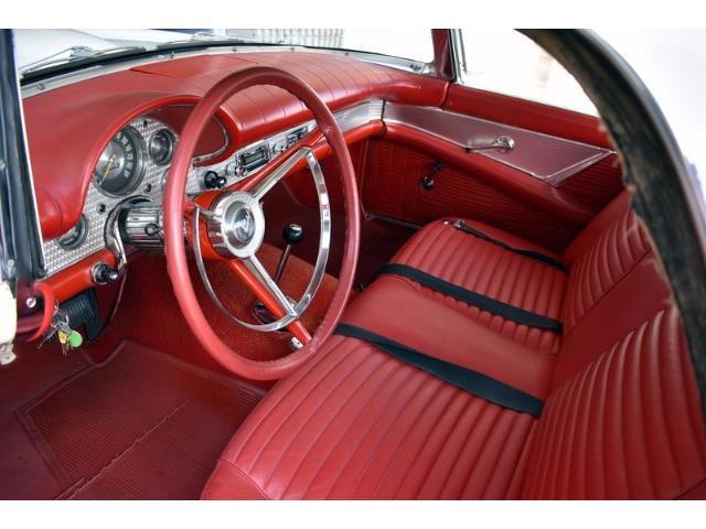 1957 Ford Thunderbird - photo 2