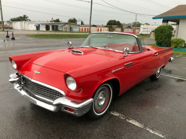 1957 Ford Thunderbird - photo 6