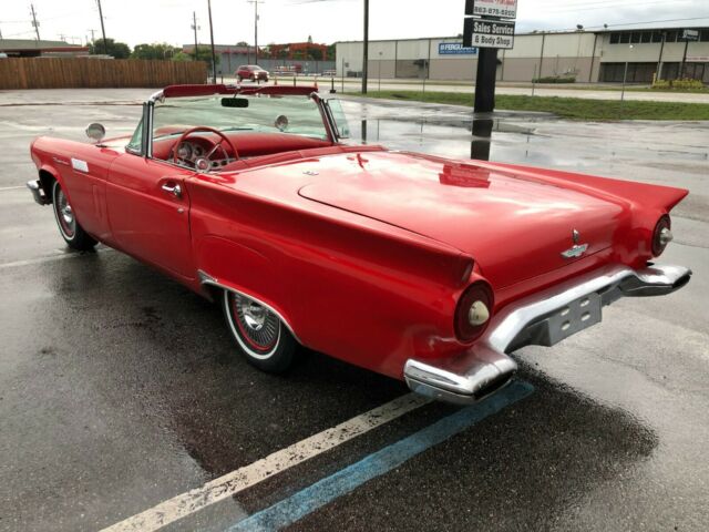 1957 Ford Thunderbird - photo 8