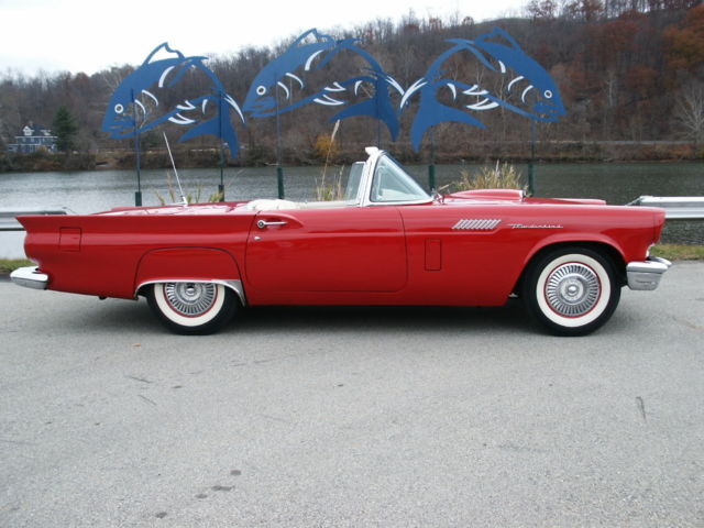 1957 Ford Thunderbird TWO DOOR HARDTOP CONVERTIBLE - photo 6