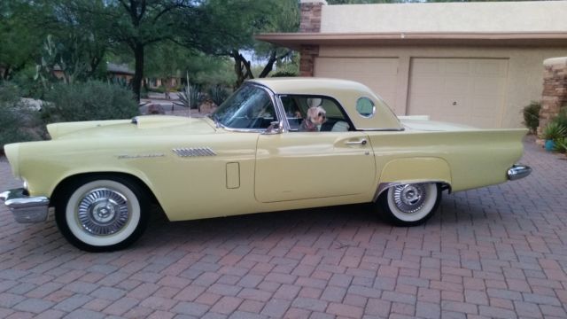 1957 Ford Thunderbird Convertible - photo 2