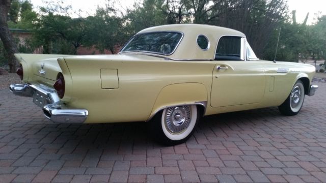 1957 Ford Thunderbird Convertible - photo 3