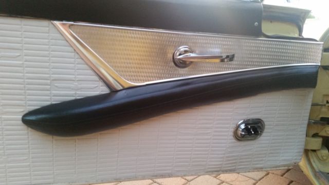 1957 Ford Thunderbird Convertible - photo 7