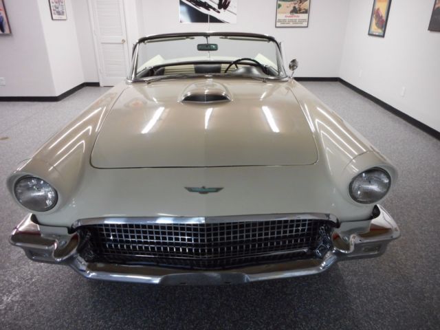 1957 Ford Thunderbird - photo 12