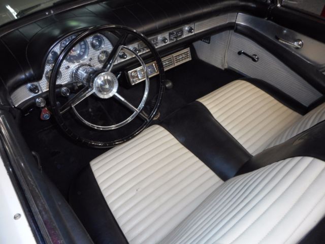 1957 Ford Thunderbird - photo 13
