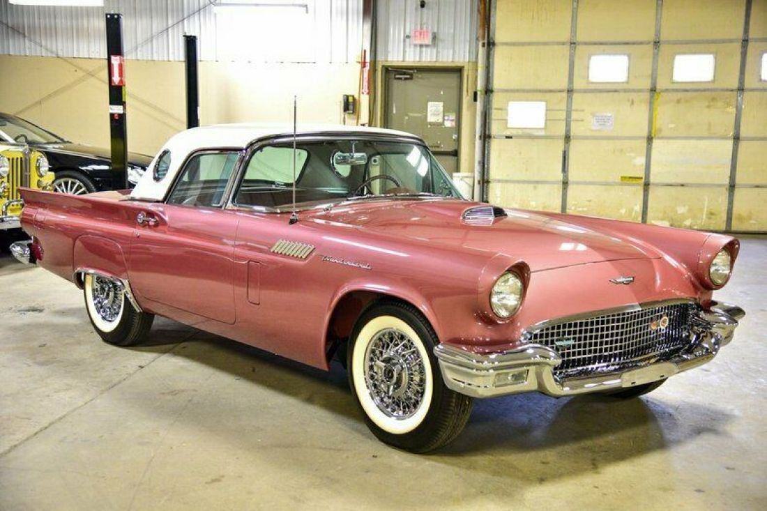 1957 Ford Thunderbird (E-Bird) - photo 9