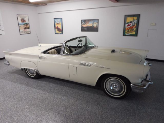 1957 Ford Thunderbird - photo 2