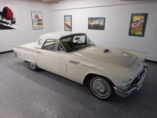 1957 Ford Thunderbird - photo 4